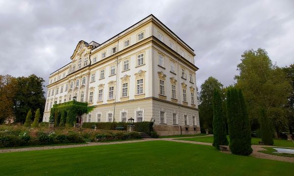 Behörde